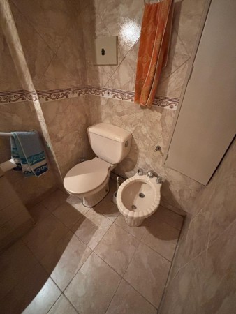 Departamento primer piso al frente