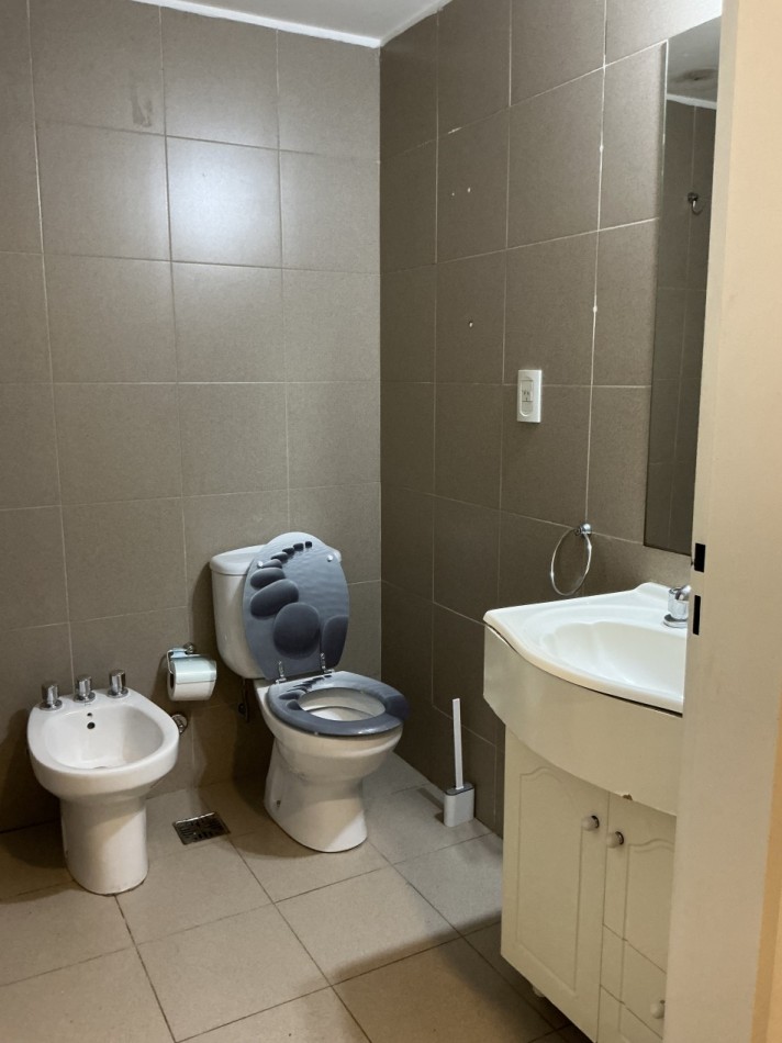 Mono ambiente primer piso contrafrente